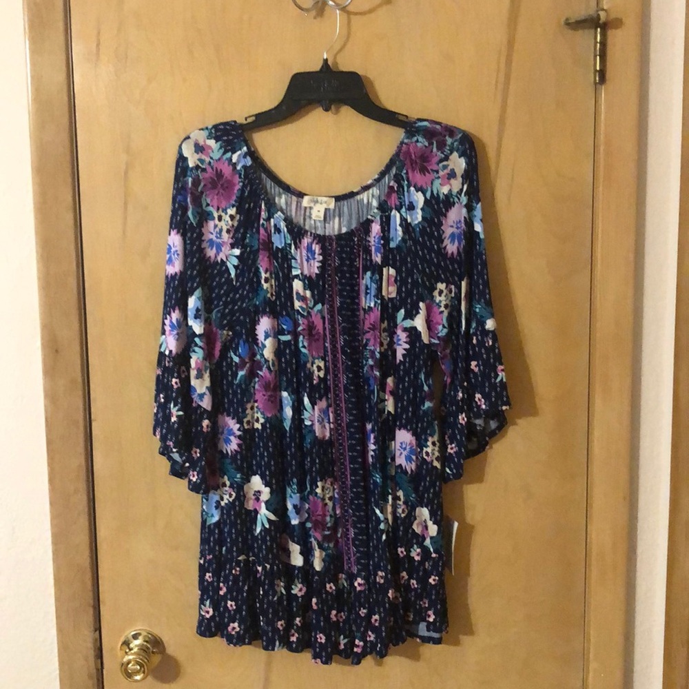 Style & Co (Macy’s) fun floral top